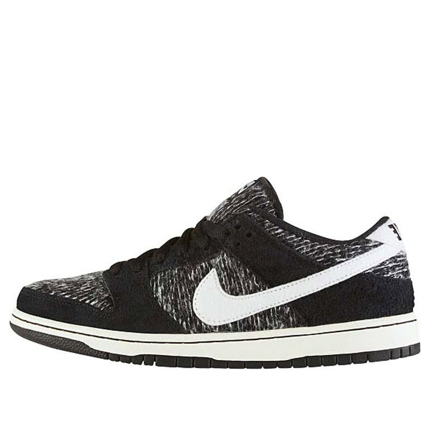Nike Dunk Low Warmth Black 685174-005 Signature Shoe