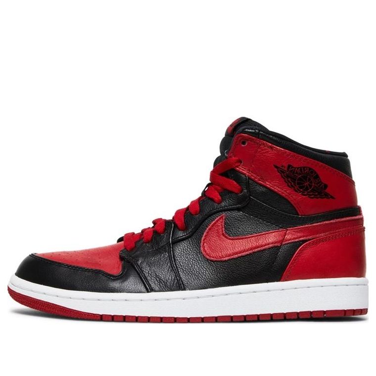 Air Jordan 1 Retro High 'Banned' 2011 432001-001 Signature Shoe