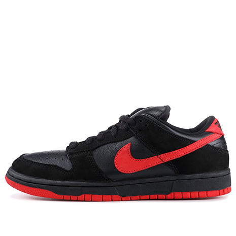 Nike Dunk Low Pro SB 'Vamps' 304292-061 Classic Sneakers