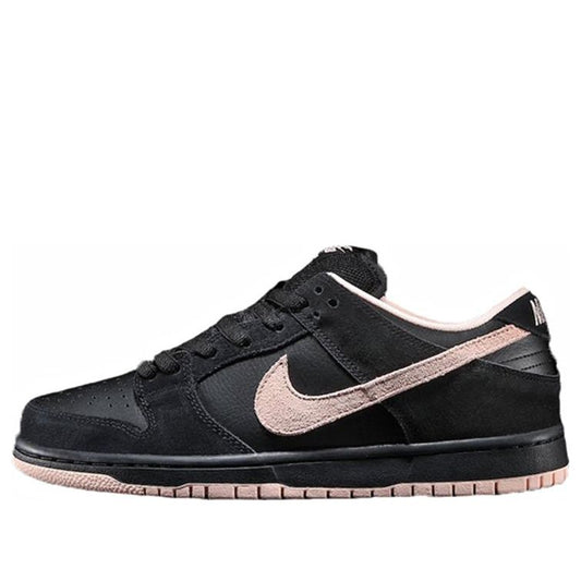 Nike SB Dunk Low 'Black Coral'  BQ6817-003 Iconic Trainers