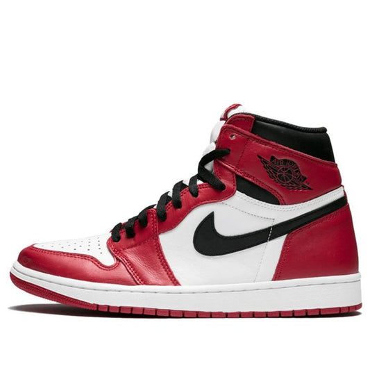 Air Jordan 1 Retro High OG 'Chicago' 2015  555088-101 Signature Shoe